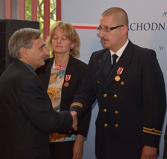 Nauczyciele z ZSM w Świnoujściu, zostali odznaczeni w Sali Rycerskiej!