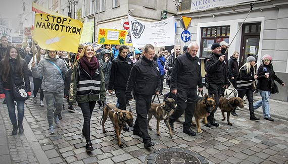 Marsz Czystych Szkół – solidarni przeciwko prochom