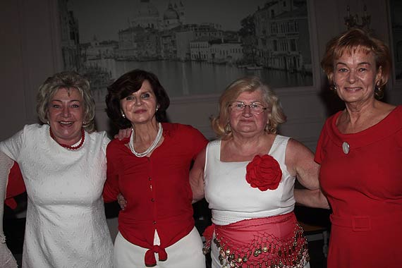 Bia³o-czerwony bal na powitanie ¶wiêta Niepodleg³o¶ci