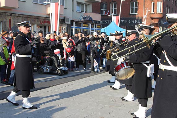Orkiestra 8 Flotylli Obrony Wybrzeża uświetniła świnoujskie obchody Święta Niepodległości