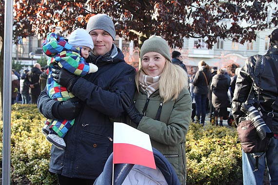 Niepodległość z uśmiechem dziecka