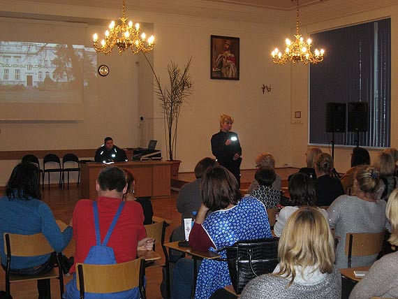 Policjanci szkolili pracowników szkół w Świnoujściu na wypadek zagrożeń o charakterze terrorystycznym