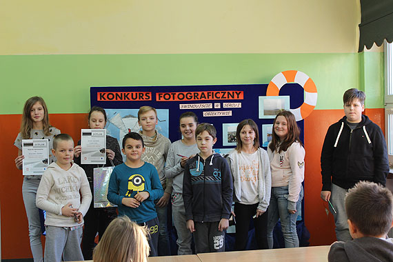 Znamy zwyciêzców szkolnego konkursu fotograficznego "¦winouj¶cie w sercu i obiektywie"