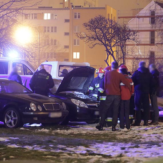 Dwa samochody zapaliły się jednej nocy. Podejrzewa się samozapłon