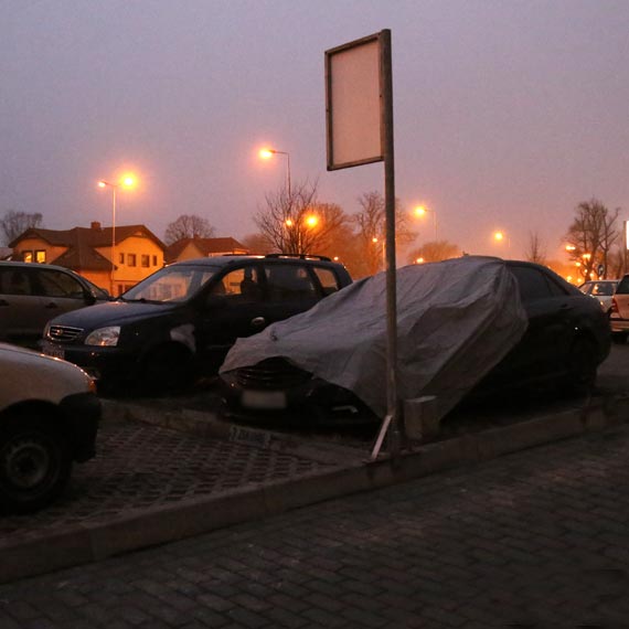 Dwa samochody zapaliły się jednej nocy. Podejrzewa się samozapłon