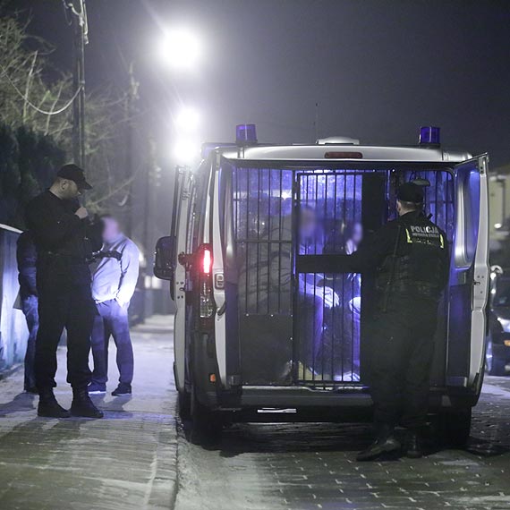 Karetka zabrała mężczyznę z obrażeniami głowy