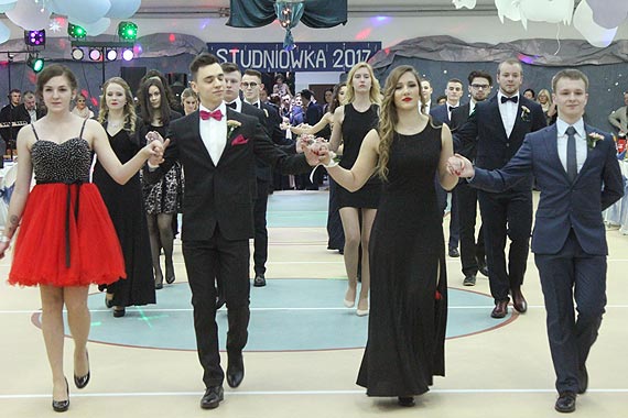 Studniówka pod gwiazdami