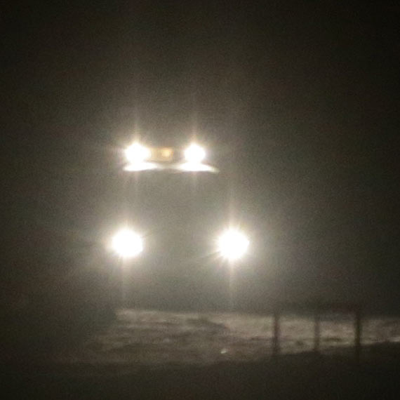 Para nastolatkw zgubia si w ciemnym lesie! Zmarznitych spacerowiczw wsplnymi siami uratowali policjanci i straacy!