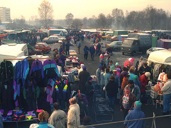 Wspomnień czar...Studniówka początku lat 90. Zobacz fotogalerię!