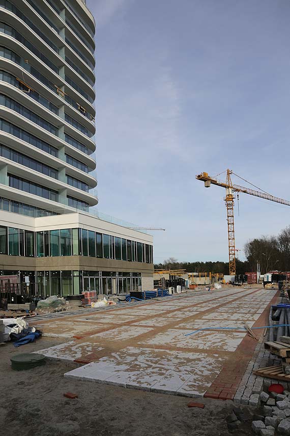 Przy hotelu Radisson Blu Resort powstanie nowe wejście na plażę, chodnik i ścieżka rowerowa
