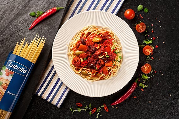 Pikantne pappardele dla dwojga, wyraziste spaghetti dla całej rodziny
