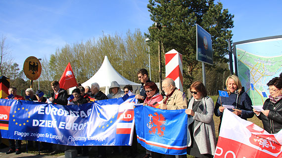 Piknik i wycieczka. Na Uznamie SPD i SLD świętowały Dzień Europy