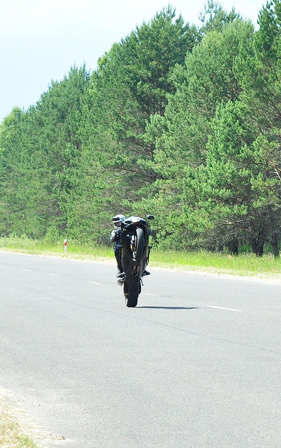 Świnoujścianin - Adam Gutkowski gwiazdą czerwcowego wydania miesięcznika motocyklowego MotoRmania!