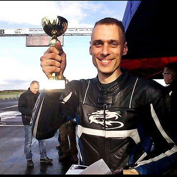 Świnoujścianin - Adam Gutkowski gwiazdą czerwcowego wydania miesięcznika motocyklowego MotoRmania!