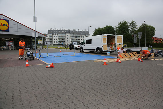 Parkingi na niebiesko to konieczność-nie fantazja gospodarzy!