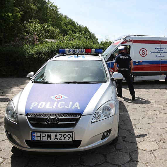 Szy na dziaki, wyldoway w szpitalu. Kierujca samochodem potrcia dwie kobiety i ucieka