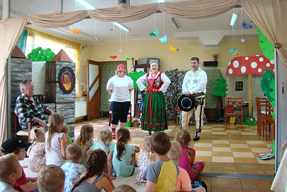 Seniorzy dzieciom