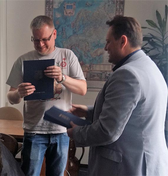 Za album o Świnoujściu. Wyróżnienia dla naszych pasjonatów
