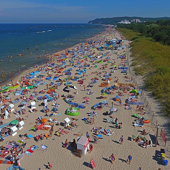 Piękna dzika plaża na zachód od Międzyzdrojów