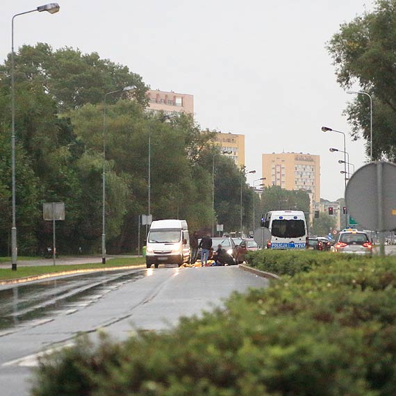 Mężczyzna potrącony na pasach. Groźny wypadek na ulicy 11 Listopada