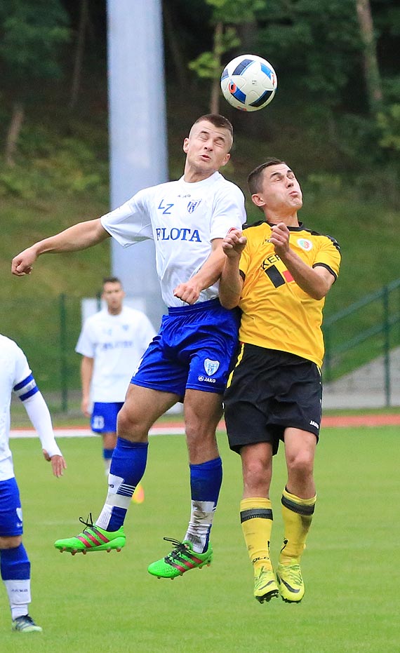 Wygrana 4-1, ale z wielkim mozołem. Flota - Ogniwo Babinek 4-1 (0-1)