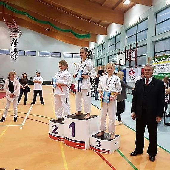 Z dziewięcioma medalami wrócili karatecy z Wojewódzkiej Olimpiady Młodzieży