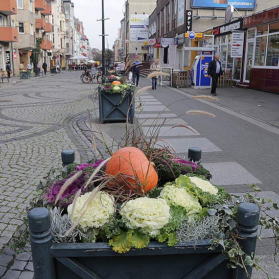 Miasto gotowe na Halloween! Deptak na Bohaterów Września zdobią dynie!