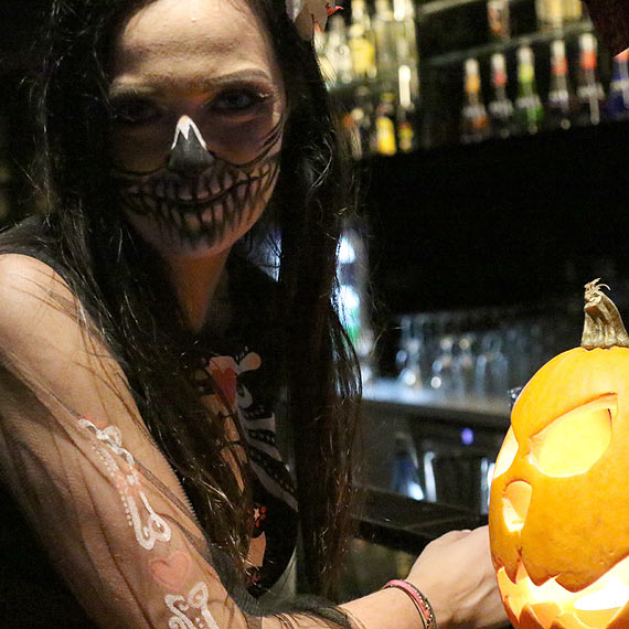 Halloween w podziemiach Radissona