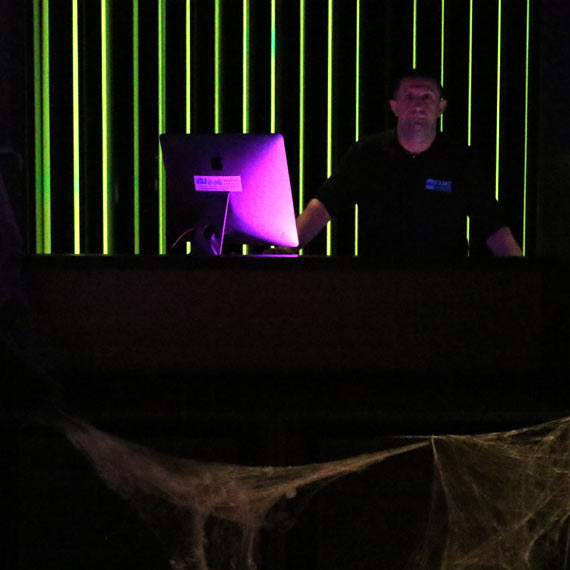 Halloween w podziemiach Radissona