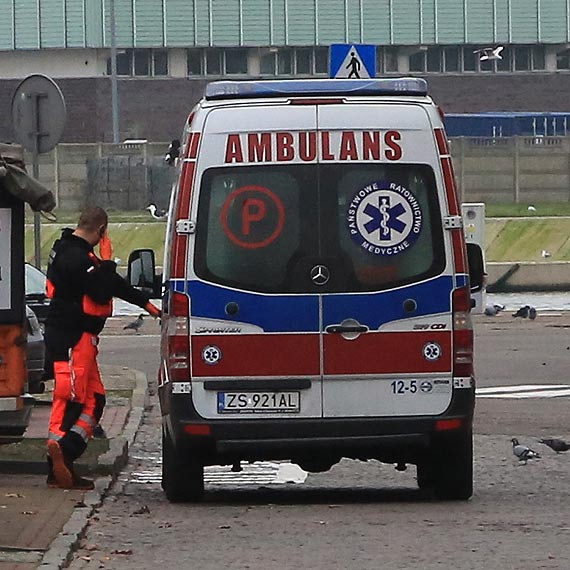 Poranna awantura grupki bezdomnych