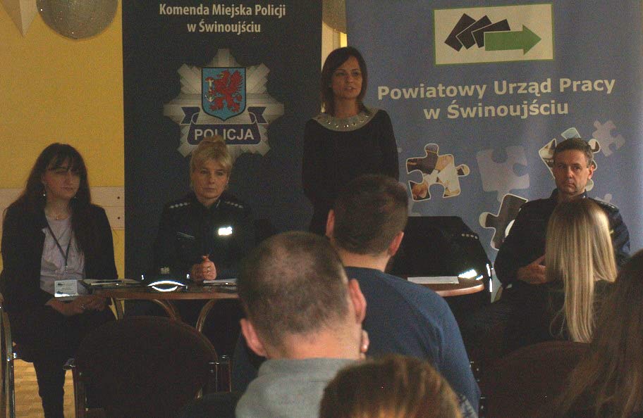 Spotkanie z kandydatami do służby w Policji