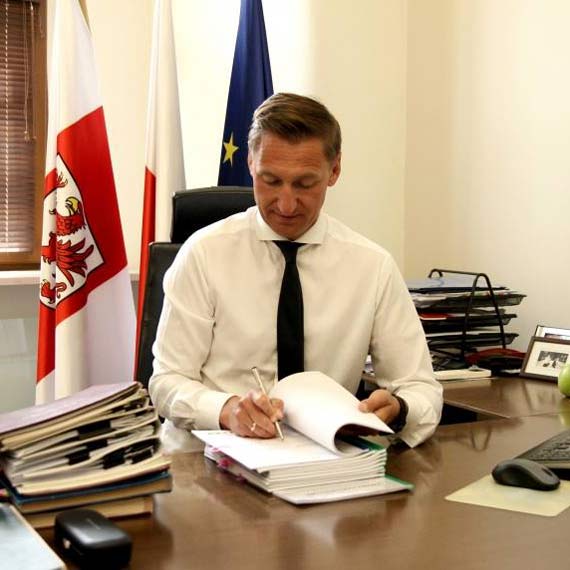 Marszaek Olgierd Geblewicz martwi si o stoczni Gryfia: Zwrciem si do Wojewody by w trybie natychmiastowym zaj si tym tematem 