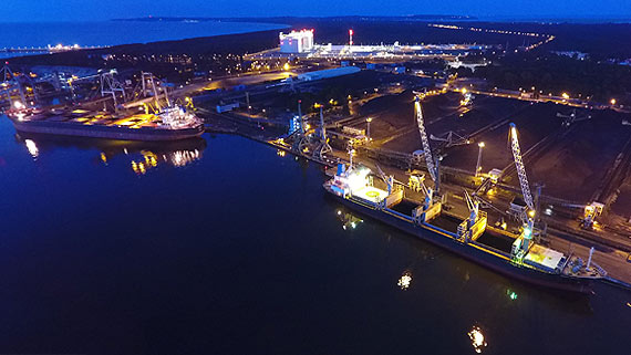 winoujski port si rozrasta. Zarzd Morskich Portw Szczecin - winoujcie kupi dziak od PKN Orlen 