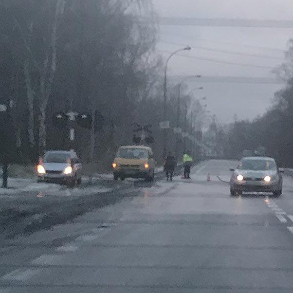 Niebezpieczestwo na torach! Miejsce uszkodzenia zabezpieczone