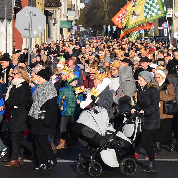 Orszak Trzech Krli zawadn winoujciem. Zobacz film!