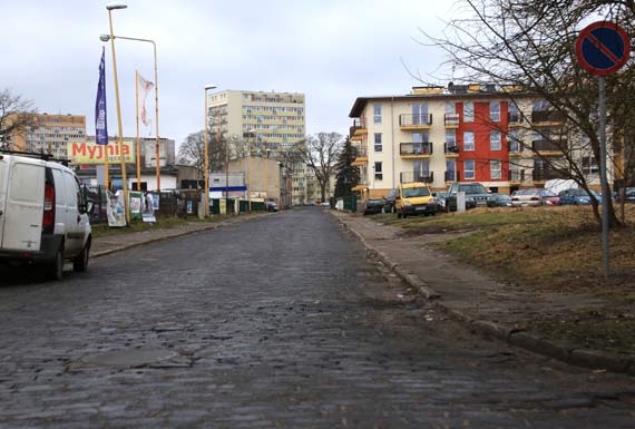 Na uyckiej pojawi si nowy znak drogowy! Ulica jest udroniona i bezpieczna 