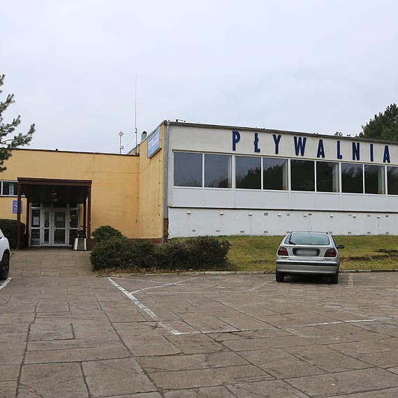 Uczniowie Szkoy Podstawowej numer 9 pojad na basen miejski za darmo! 
