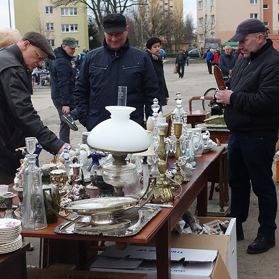 Czytelniczka pyta kiedy rozpoczn si Pchle Targi
