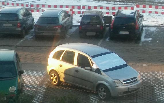 Czytelnik: Tak wygląda dziki zachód na Oś Zachodnim i mistrzowie parkowania