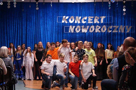 Rekordowa kwota zbiórki 17.150 zł dla Emilki podczas porywającego koncertu w Logosie