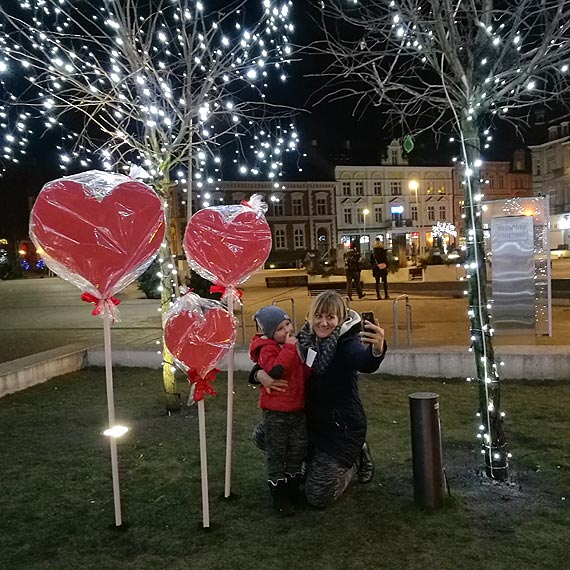 Dzi Walentynki. winoujcie ustroio si dla zakochanych