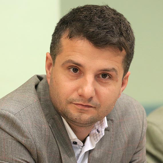 Prezydent przypomniał państwu radnym z czym wiążą się ich decyzje. Na sali obrad zrobiło się cicho