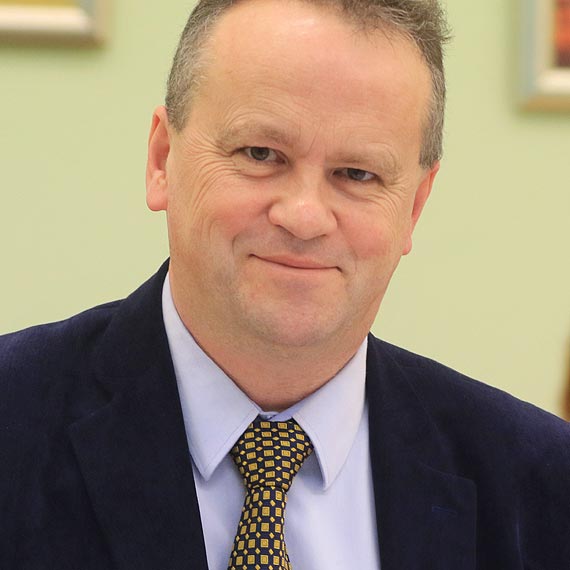 Prezydent przypomniał państwu radnym z czym wiążą się ich decyzje. Na sali obrad zrobiło się cicho