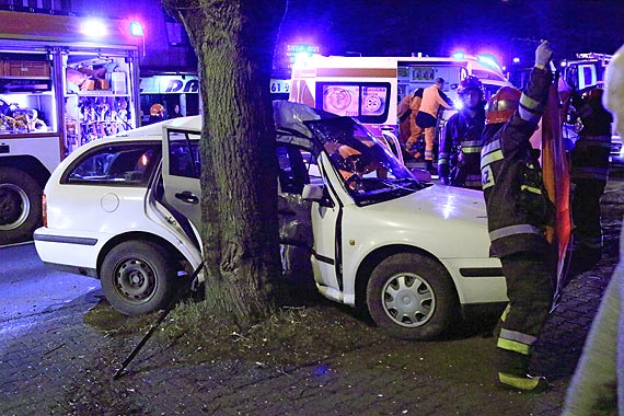 Wypadek z udziaem dwch samochodw. Policjanci apeluj do kierowcw o rozwag