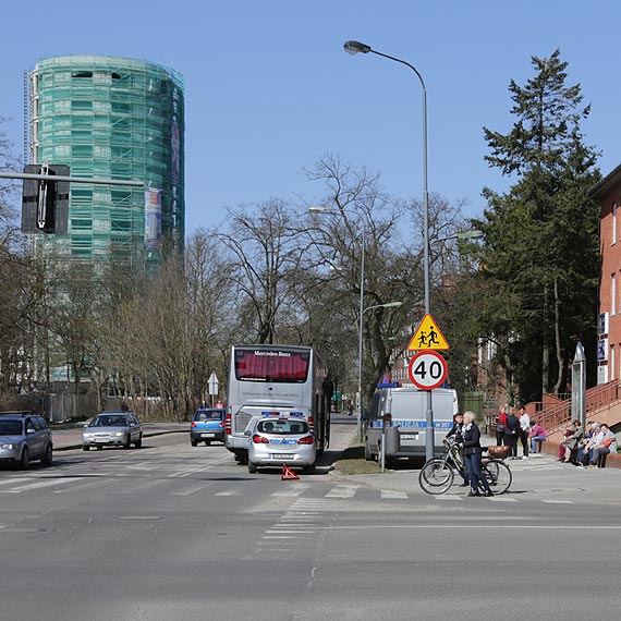 Niespodziewany postój niemieckiej wycieczki. Autokar nie nadawał się do dalszej jazdy