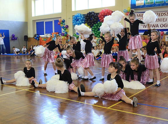 Turniej Gry w Dwa Ognie oraz pokaz cheerleaderek. Zobacz film!