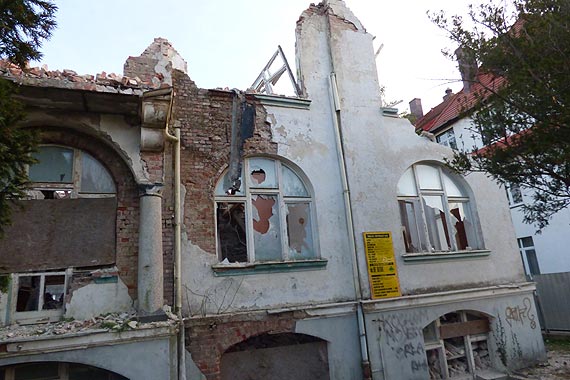 Internauci ubolewaj nad faktem postpujcej rozbirki