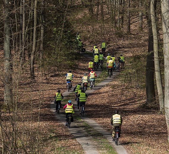 Pokonaj 36 km rowerami ze ¦wirami