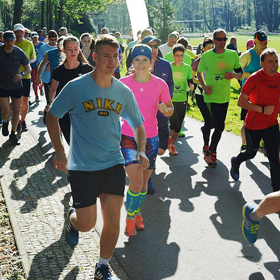 84 uczestnikw na mecie parkrun