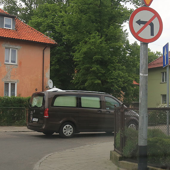 Kobieta podczas jazdy autobusem nagle zmara